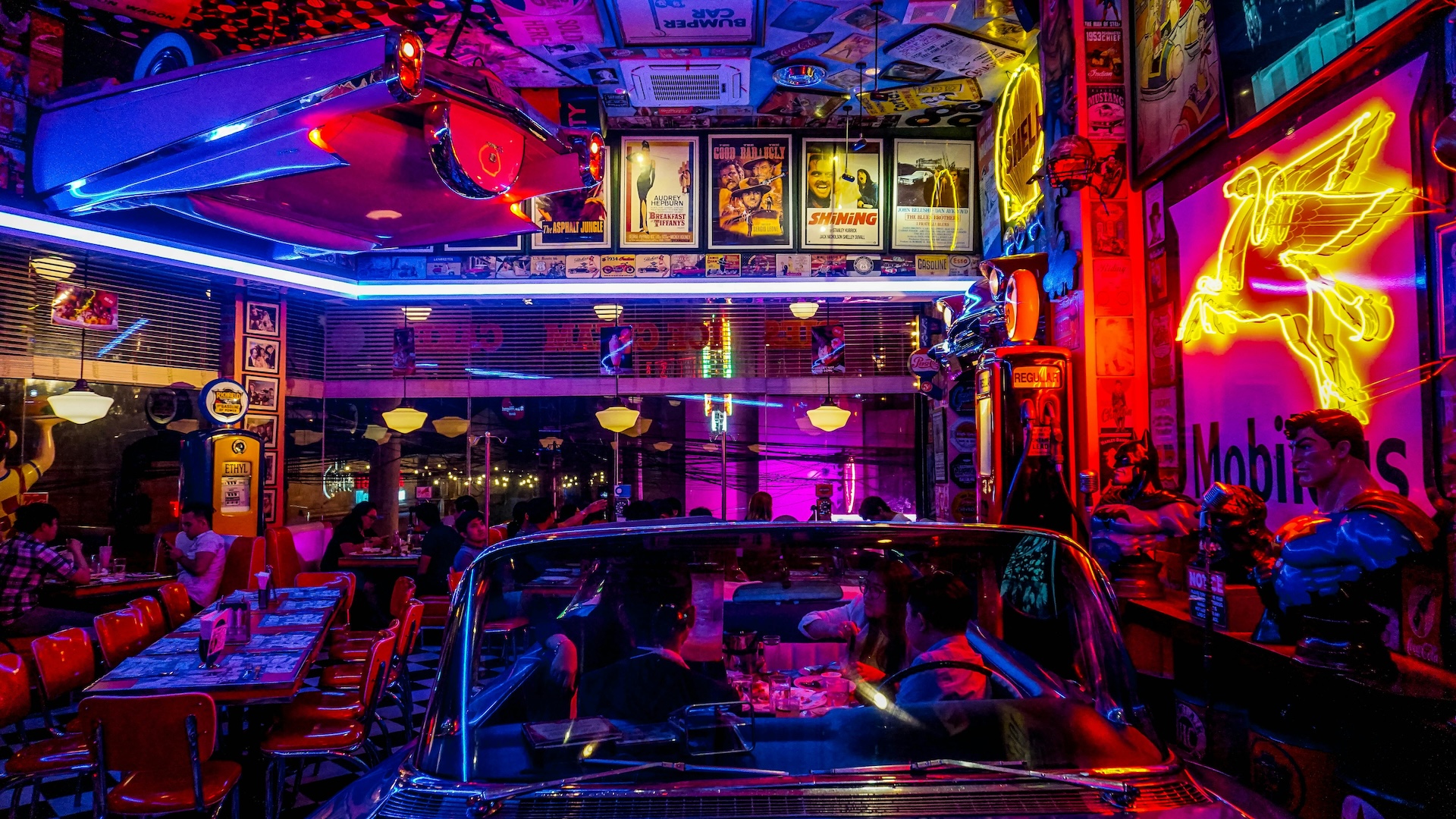 retro bar
